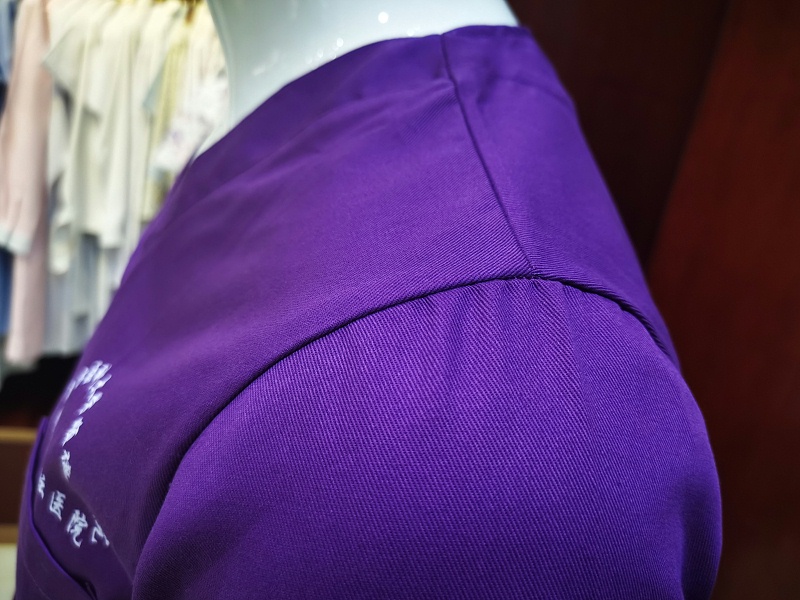 星空·综合体育纺织洗手衣面料